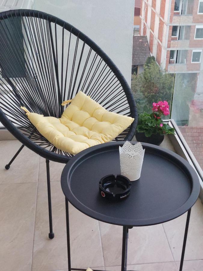 Lena Apartman Subotica Buitenkant foto